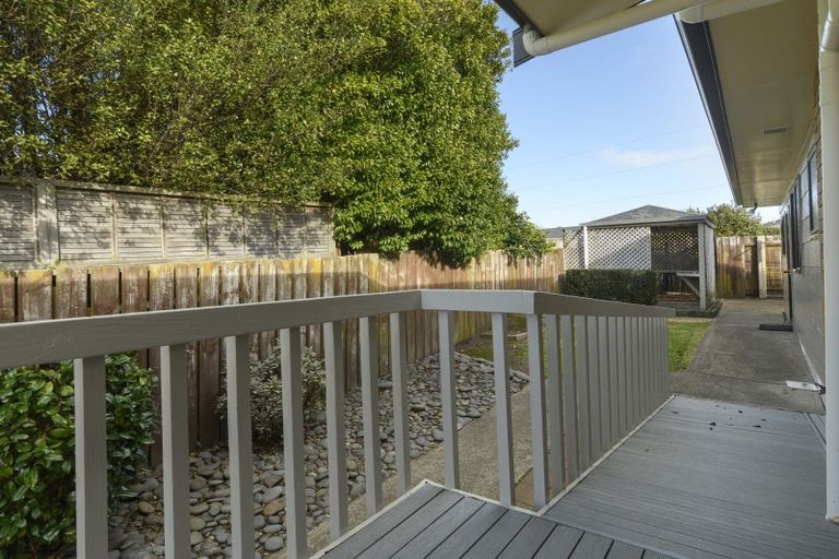 Photo of property in 1 The Green, Mount Maunganui, 3116