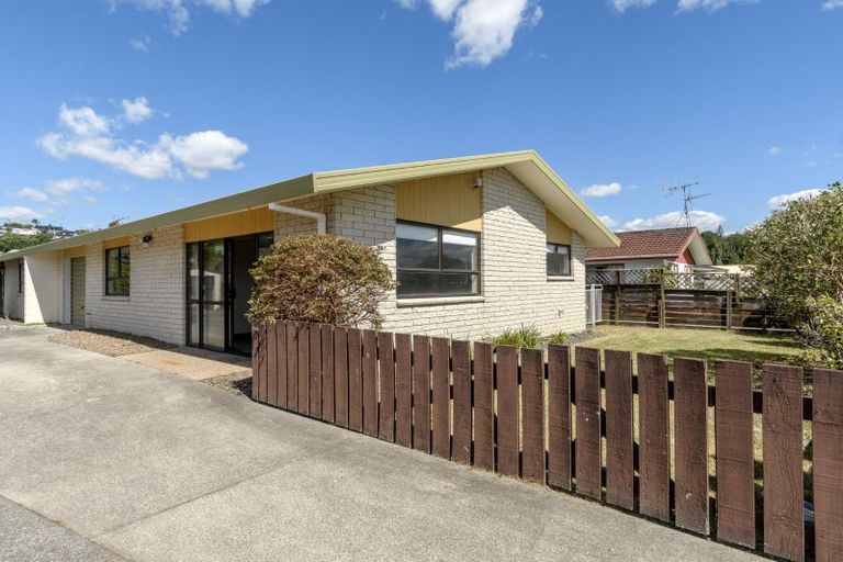 Photo of property in 402a Ngatai Road, Bellevue, Tauranga, 3110