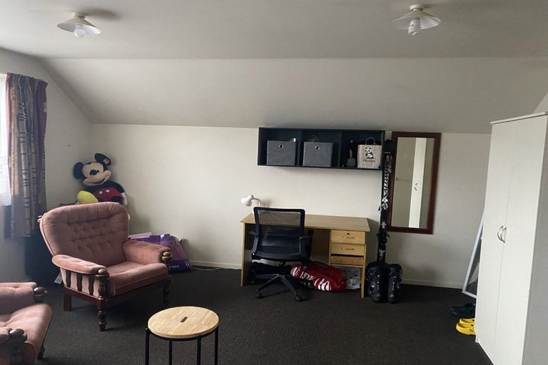 Photo of property in 28 Hyde Street, North Dunedin, Dunedin, 9016