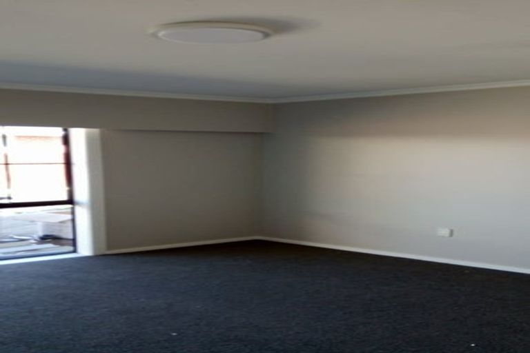 Photo of property in 75 Nottingham Street, Karori, Wellington, 6012