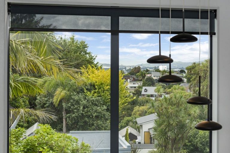 Photo of property in 106 Ridge Street, Otumoetai, Tauranga, 3110