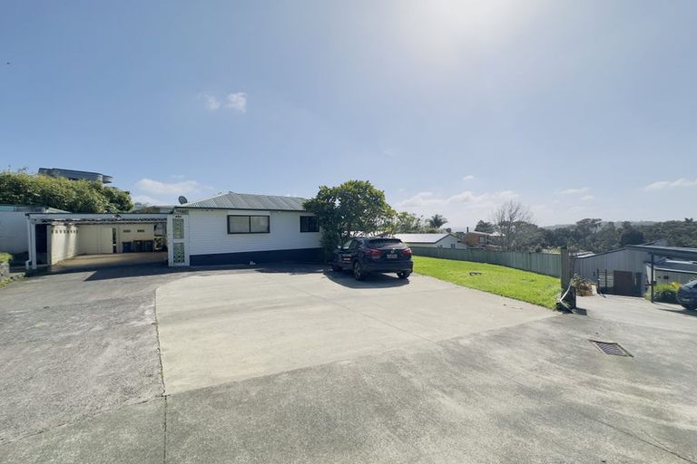 Photo of property in 83a Glengarry Road, Glen Eden, Auckland, 0602