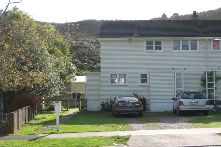 Photo of property in 49 Fleet Street, Naenae, Lower Hutt, 5011
