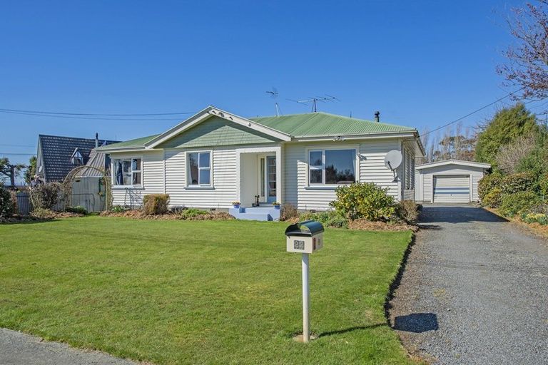 Photo of property in 22 Brook Street, Southbridge, 7602