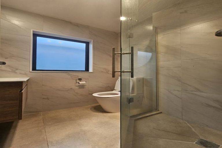 Photo of property in 7 Tumu Road, Papakura, 2110