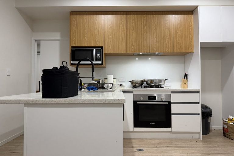 Photo of property in 11c Rountree Place, Conifer Grove, Takanini, 2112