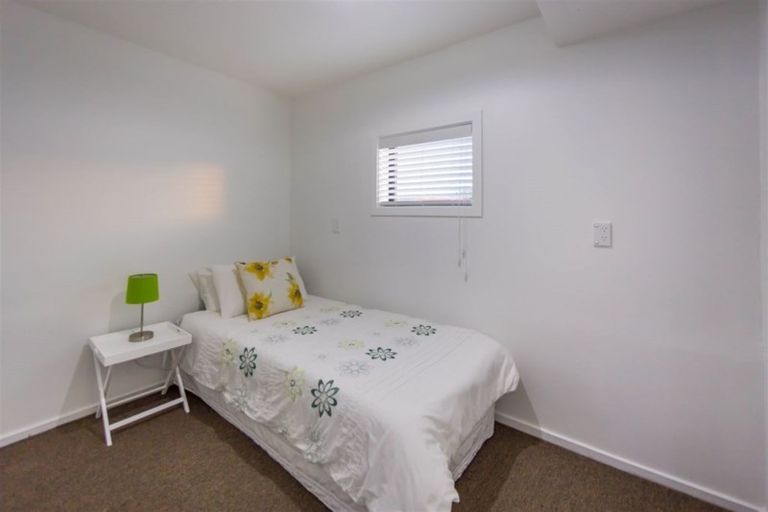 Photo of property in 2 Townshend Crescent, Halswell, Christchurch, 8025