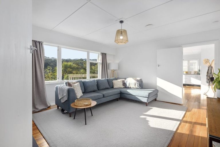 Photo of property in 25 Spencer Street, Crofton Downs, Wellington, 6035