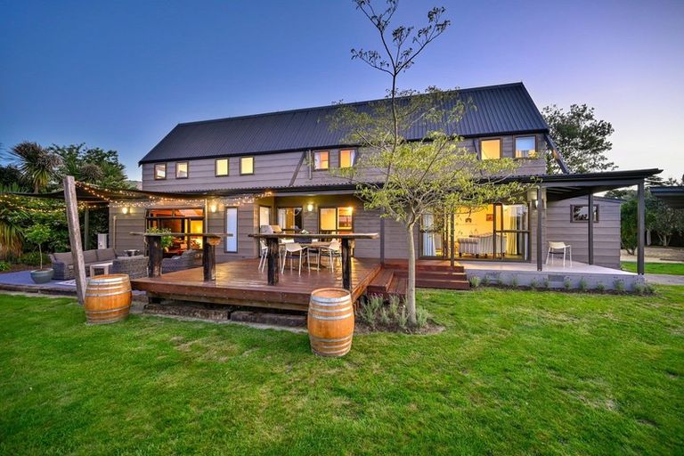 Photo of property in 10 Arbor-lea Avenue, Richmond, 7020