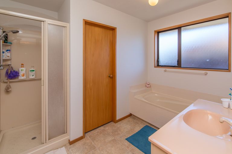 Photo of property in 7 Kintyre Drive, Broomfield, Christchurch, 8042