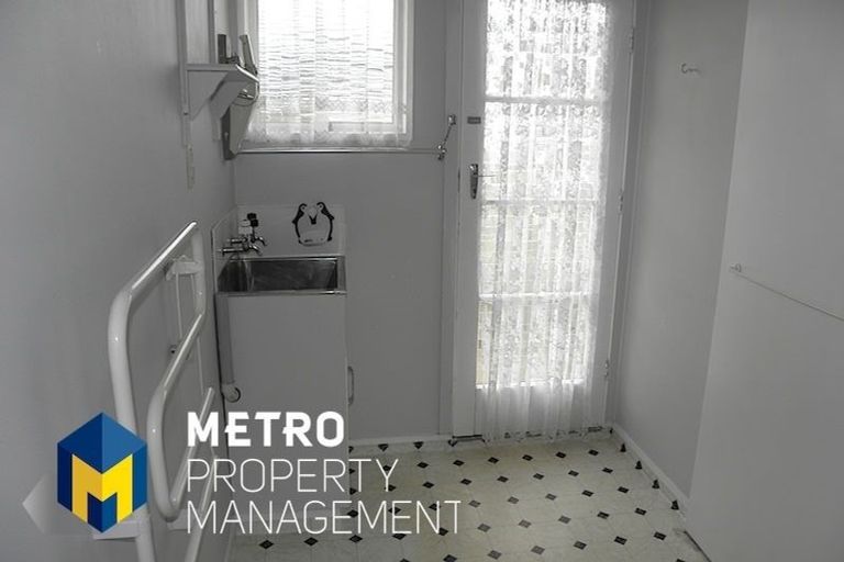 Photo of property in 37d King Street, Mosgiel, 9024