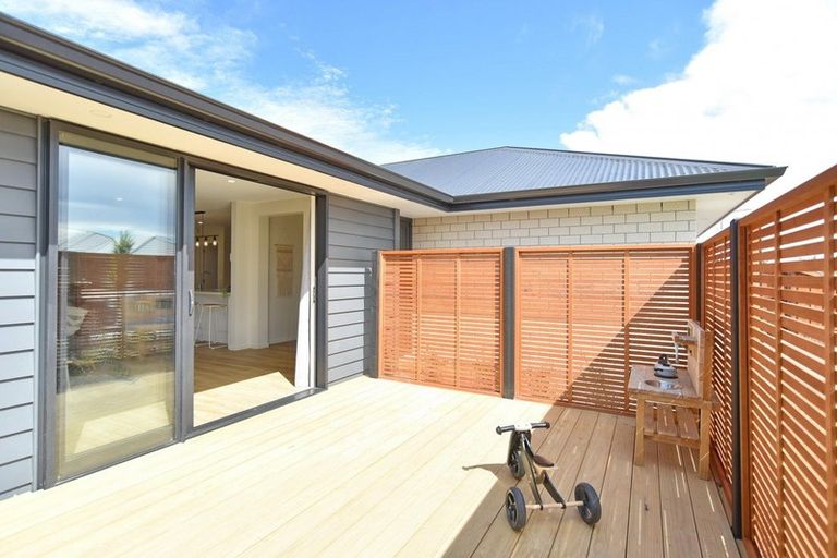 Photo of property in 21 Quinn Crescent, Woodend, 7610