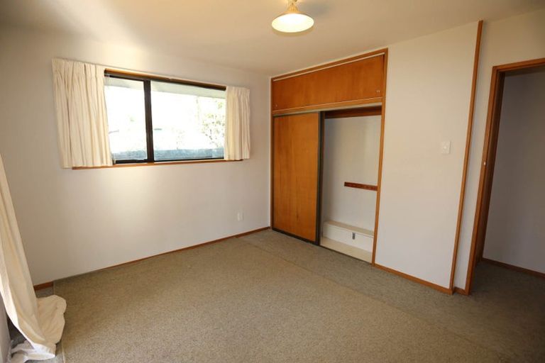 Photo of property in 56 Royal Park Drive, Parklands, Christchurch, 8083