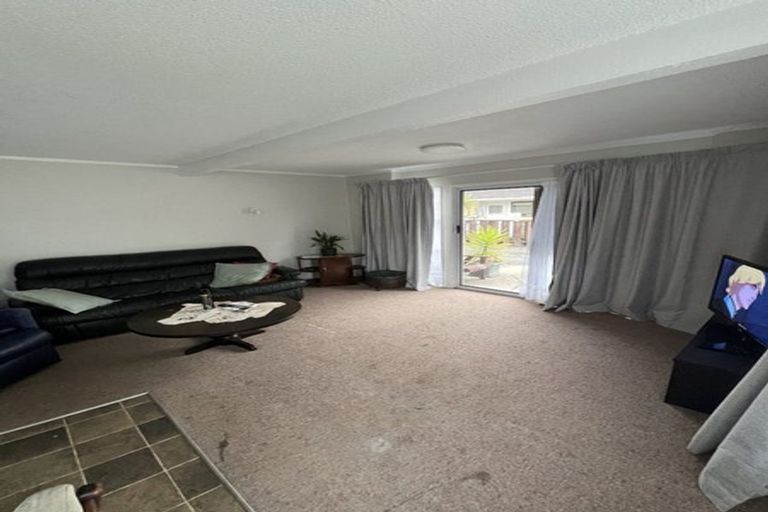 Photo of property in 1/875 Heaphy Terrace, Claudelands, Hamilton, 3214