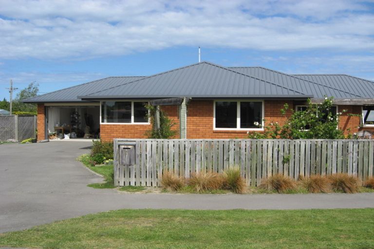 Photo of property in 1 Ropley Street, Amberley, 7410