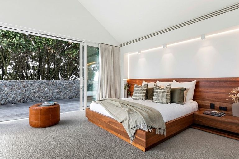 Photo of property in 192 Marine Parade, Mount Maunganui, 3116