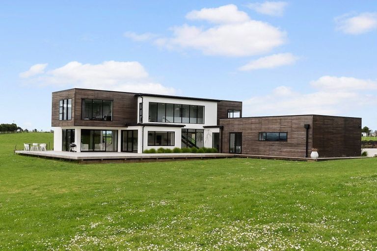 Photo of property in 160 Batty Road, Kingseat, Papakura, 2580