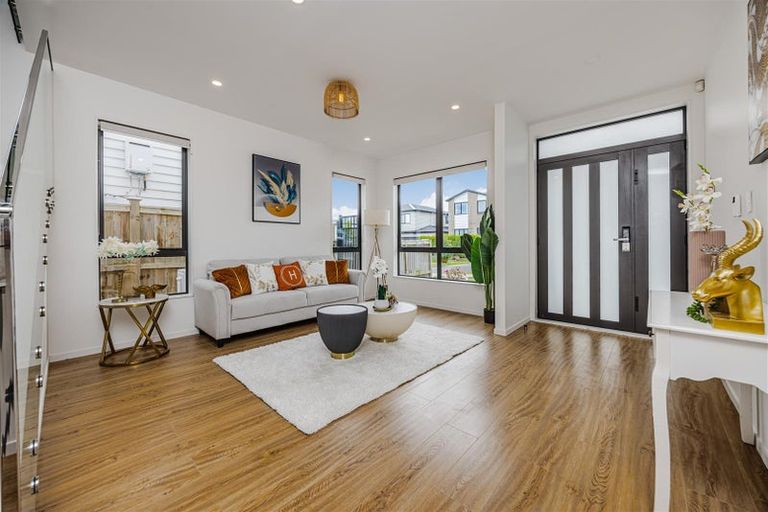Photo of property in 13 Paripari Street, Flat Bush, Auckland, 2019