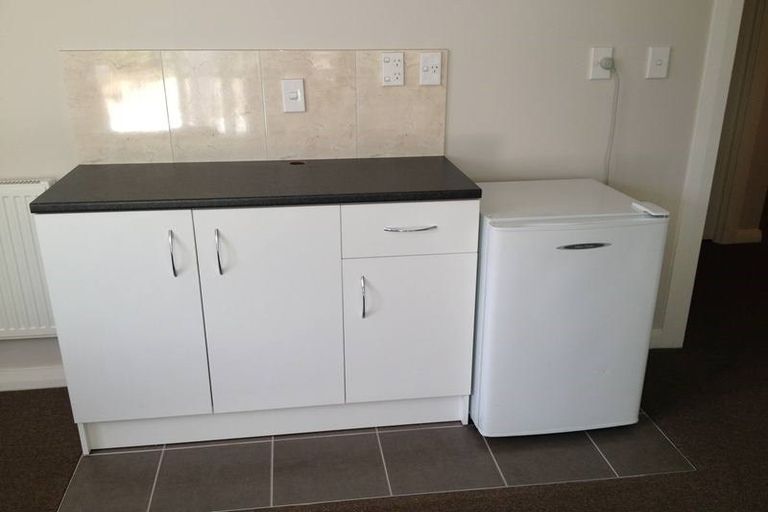 Photo of property in 10 Clare Place, Pirimai, Napier, 4112