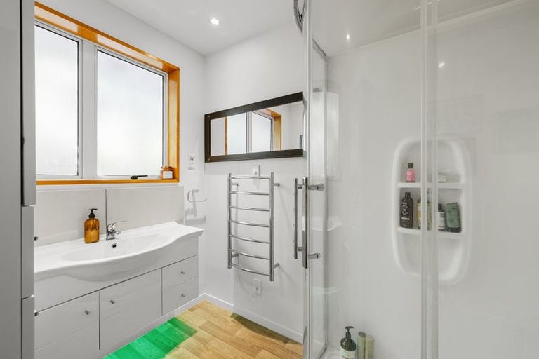 Photo of property in 6 Jellicoe Street, South New Brighton, Christchurch, 8062