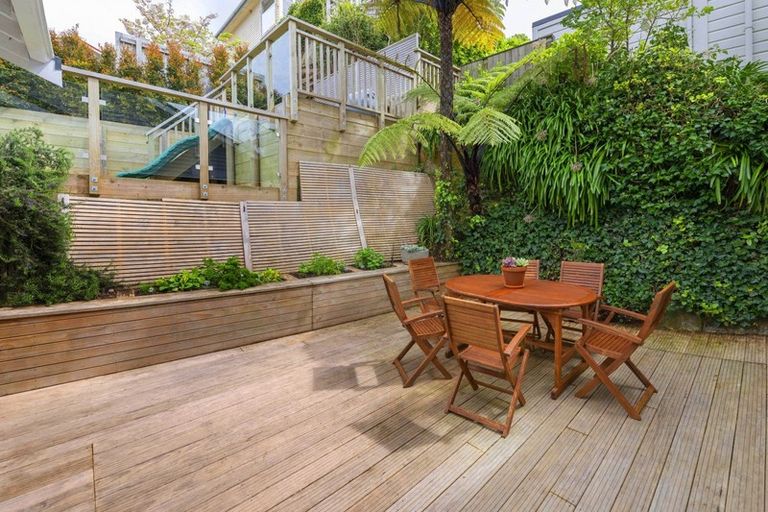 Photo of property in 47 Whaui Street, Vogeltown, Wellington, 6021