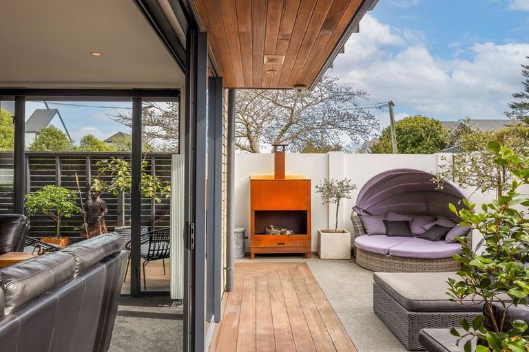 Photo of property in 1/40 Rhodes Street, Merivale, Christchurch, 8014