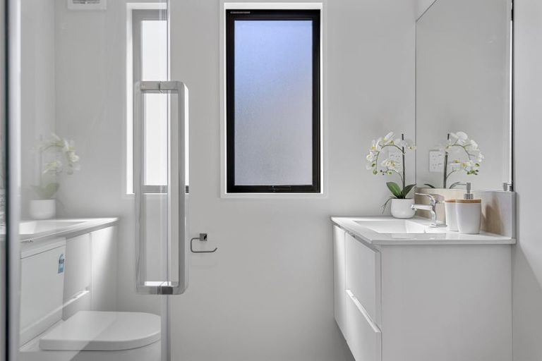 Photo of property in 4/29 Main South Road, Sockburn, Christchurch, 8042