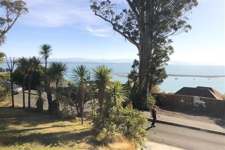 Photo of property in 61 Queens Road, Stepneyville, Nelson, 7010