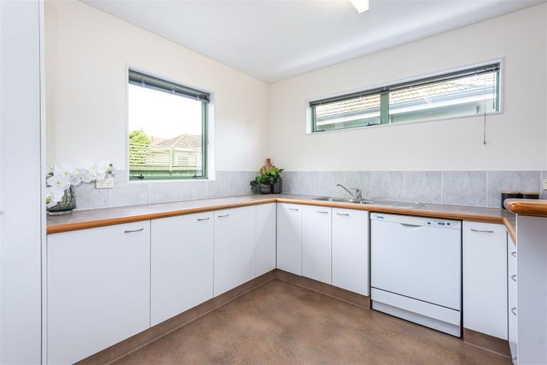 Photo of property in 2 Arran Crescent, Woolston, Christchurch, 8062