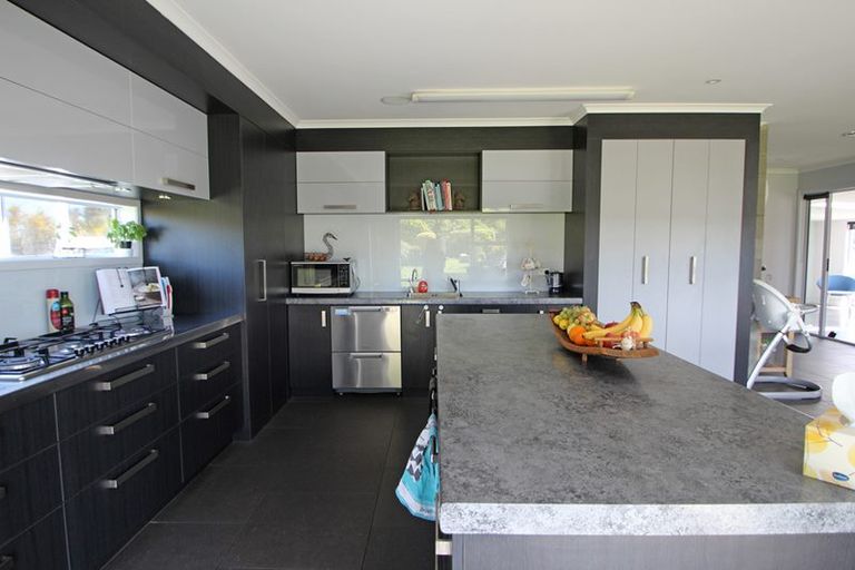 Photo of property in 69 T Y Duncan Road, Oamaru North, Oamaru, 9494