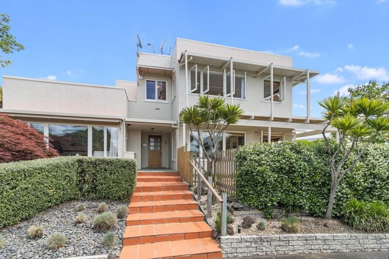 Photo of property in 131 Lake Crescent, Hamilton Lake, Hamilton, 3204