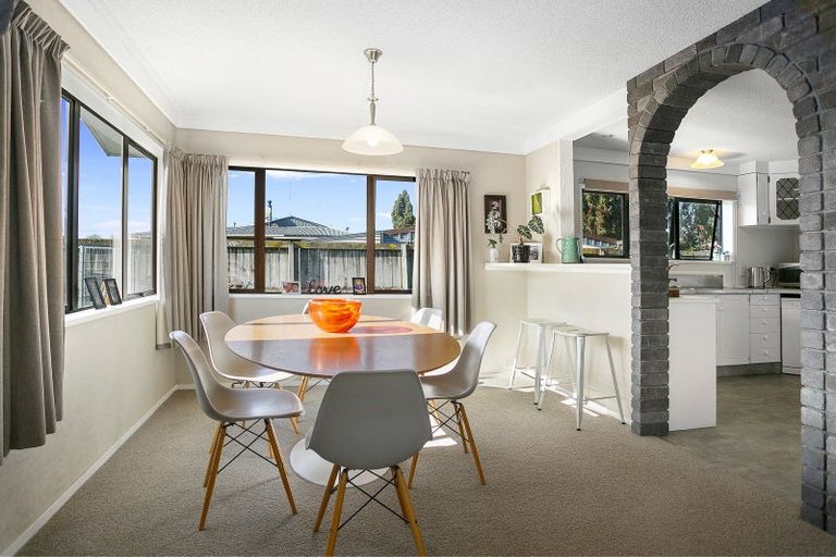 Photo of property in 12 Conrad Place, Leamington, Cambridge, 3432