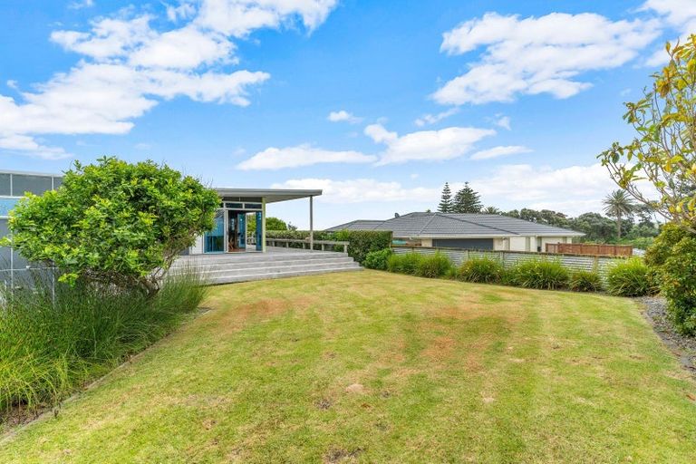 Photo of property in 6 Moeatoa Lane, Baylys Beach, Dargaville, 0377