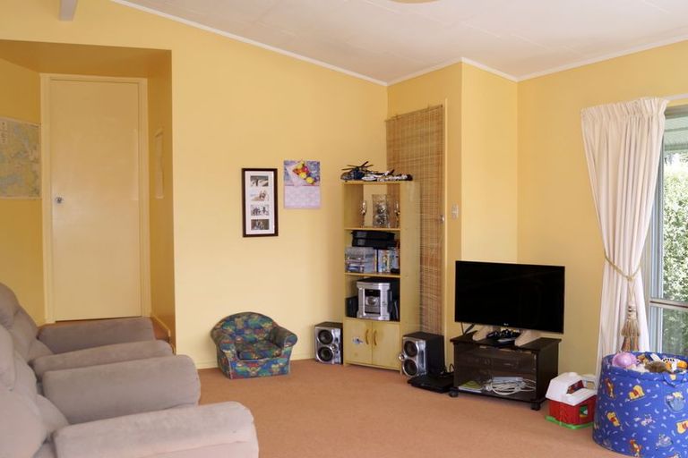 Photo of property in 93 Rangitane Loop Road, Kerikeri, 0294