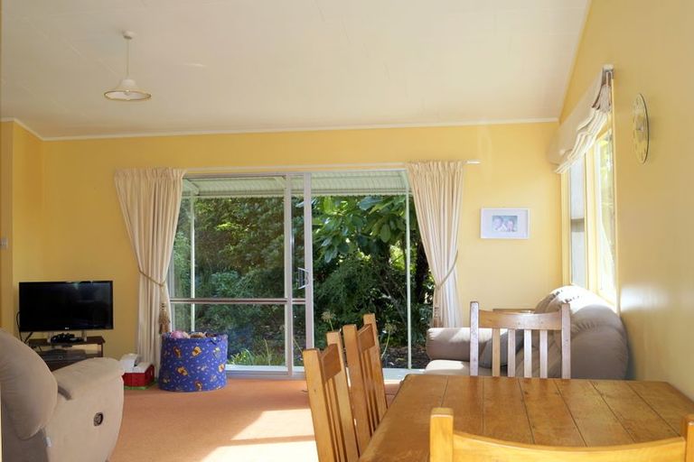 Photo of property in 93 Rangitane Loop Road, Kerikeri, 0294