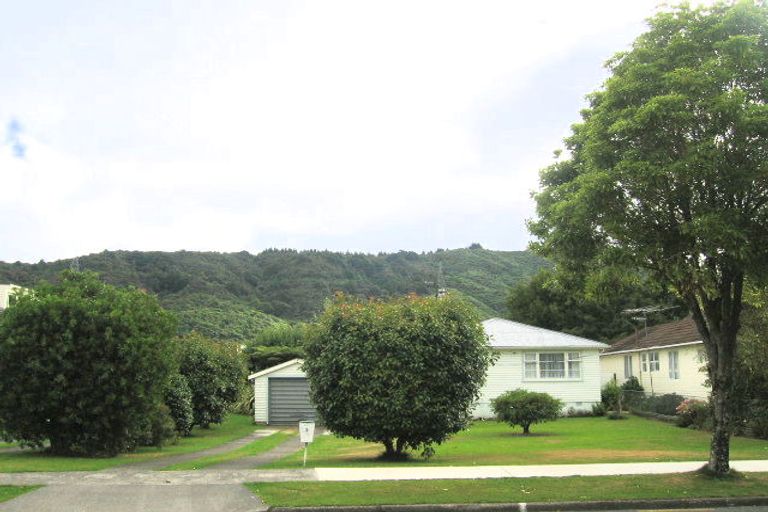 Photo of property in 3 Hudson Avenue, Ebdentown, Upper Hutt, 5018