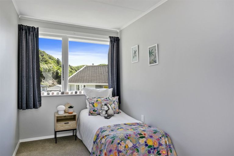 Photo of property in 55 Rangituhi Crescent, Takapuwahia, Porirua, 5022