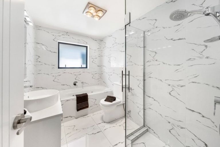 Photo of property in 4 Barnesmore Road, Flat Bush, Auckland, 2019