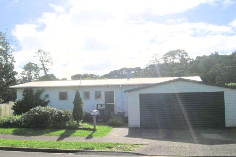 Photo of property in 10 Taranui Place, Henderson, Auckland, 0612