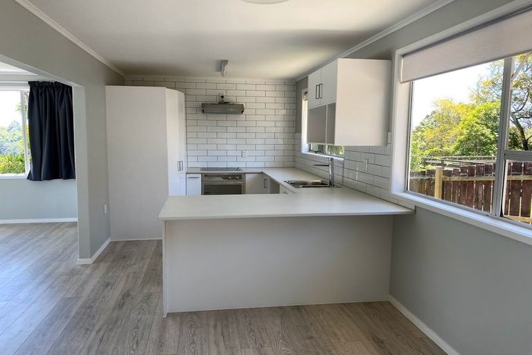 Photo of property in 12 Bryers Place, Bayview, Auckland, 0629