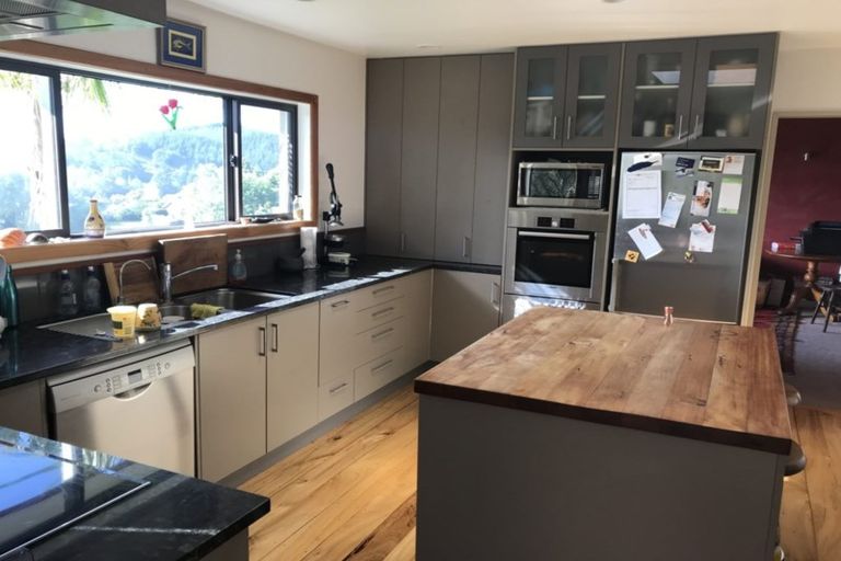 Photo of property in 8 Brenton Place, Whangamata, 3691