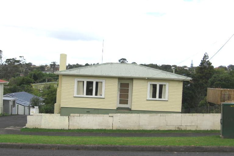 Photo of property in 6 Ambler Avenue, Glen Eden, Auckland, 0602