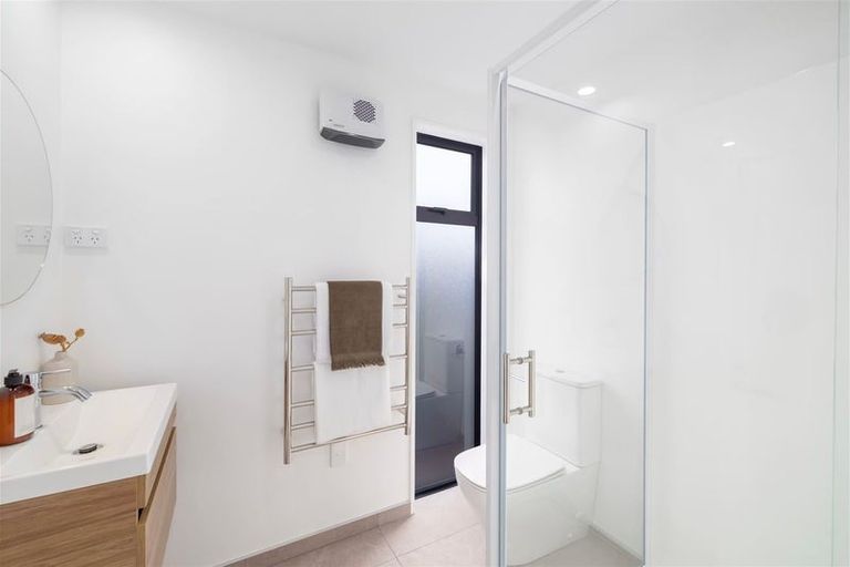 Photo of property in 1/66 Cleveland Street, Edgeware, Christchurch, 8013