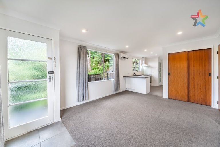 Photo of property in 15 Glen Road, Ranui, Auckland, 0612