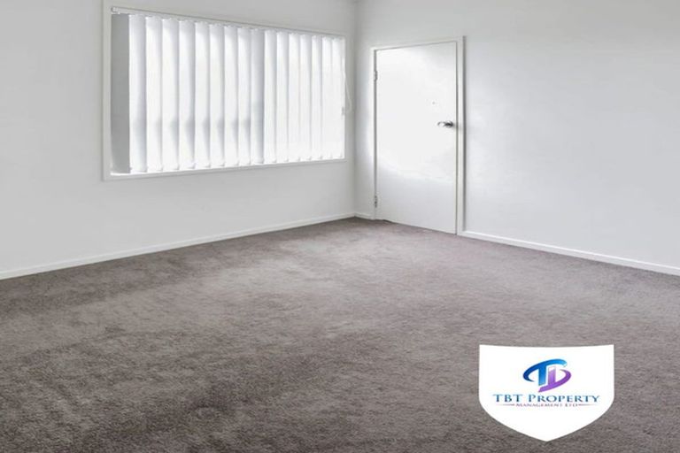 Photo of property in 36 Sunlands Drive, Manurewa, Auckland, 2102