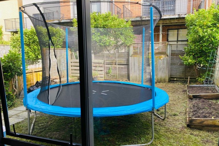 Photo of property in St Claire Village, 52/172 Mcleod Road, Te Atatu South, Auckland, 0610