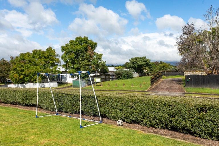 Photo of property in 10 Katterns Street, Katikati, 3129