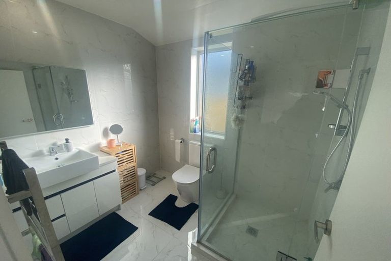 Photo of property in 1 Leatherwood Road, Takanini, 2110