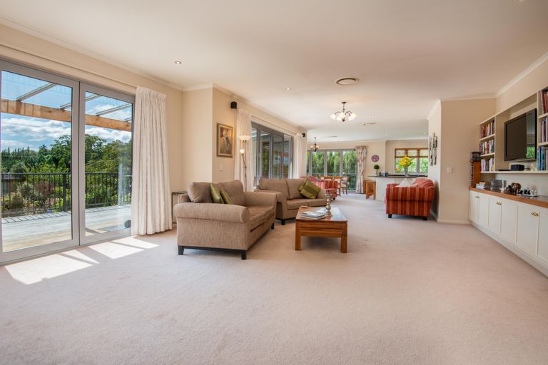 Photo of property in 17 Orchard Grove, East Taieri, Mosgiel, 9024