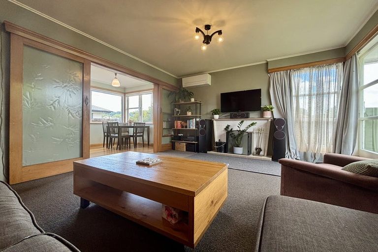 Photo of property in 25 Athlone Crescent, Boulcott, Lower Hutt, 5011